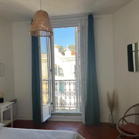 - Centre 3 Chambres 6 Personnes 4eme Etage Escalier - Sebastien Claire Apartment